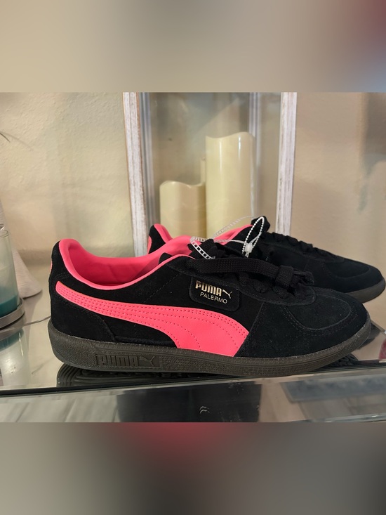 Puma Shoes - Puma Black Suede Sneakers with Pink Formstrip